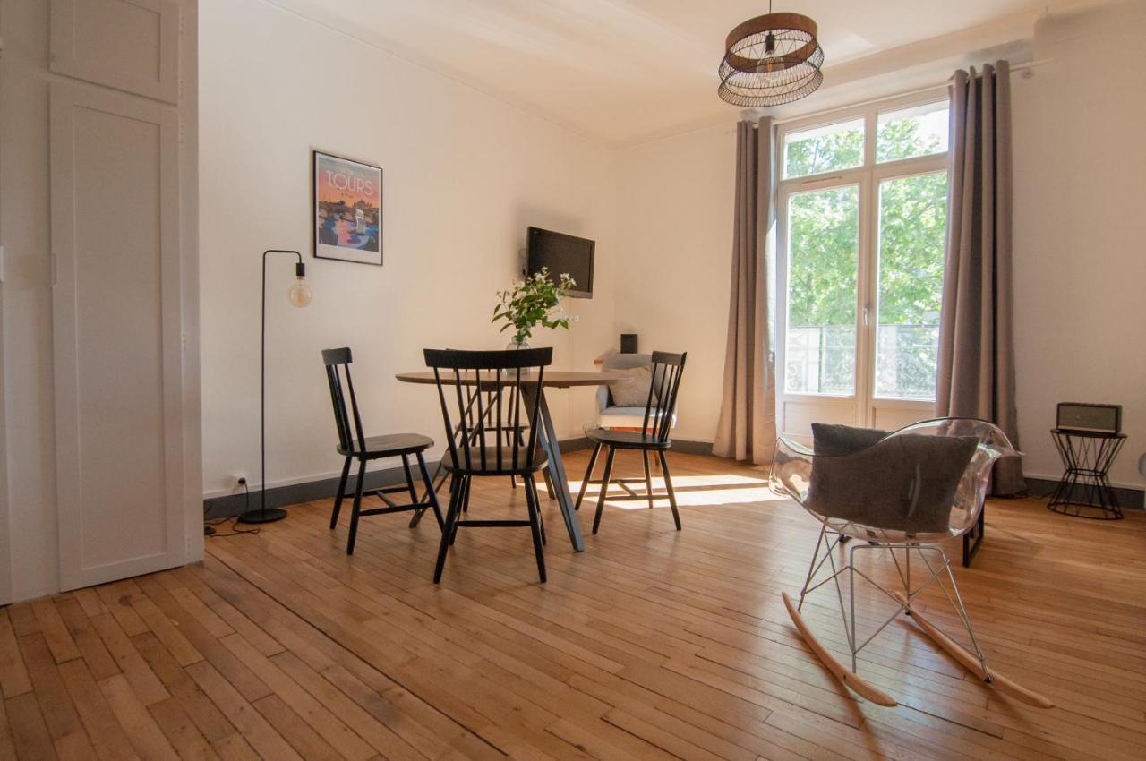 Bel Appartement Tours Centre 2 Chambres, 6 Pers "Pied-A-Tours" Екстер'єр фото